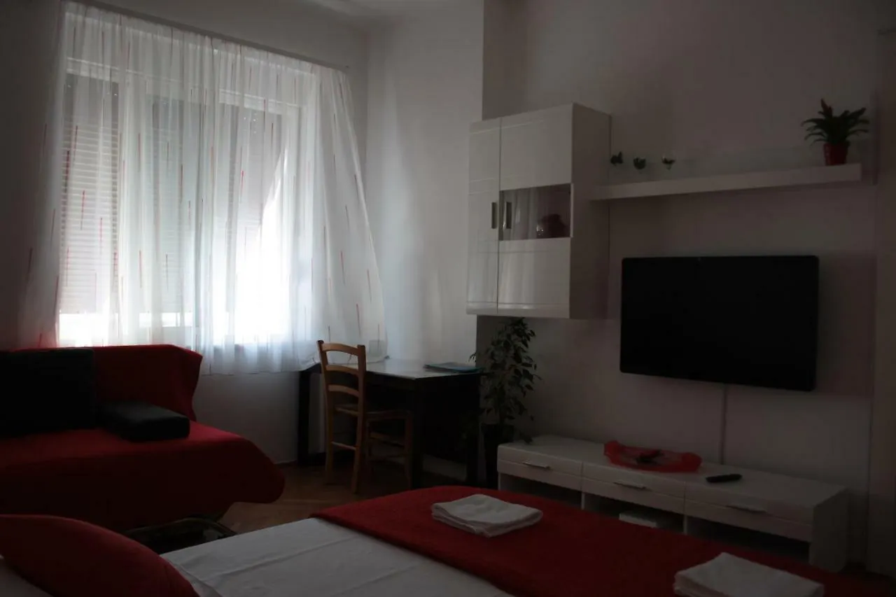 King'S View Apartment Split